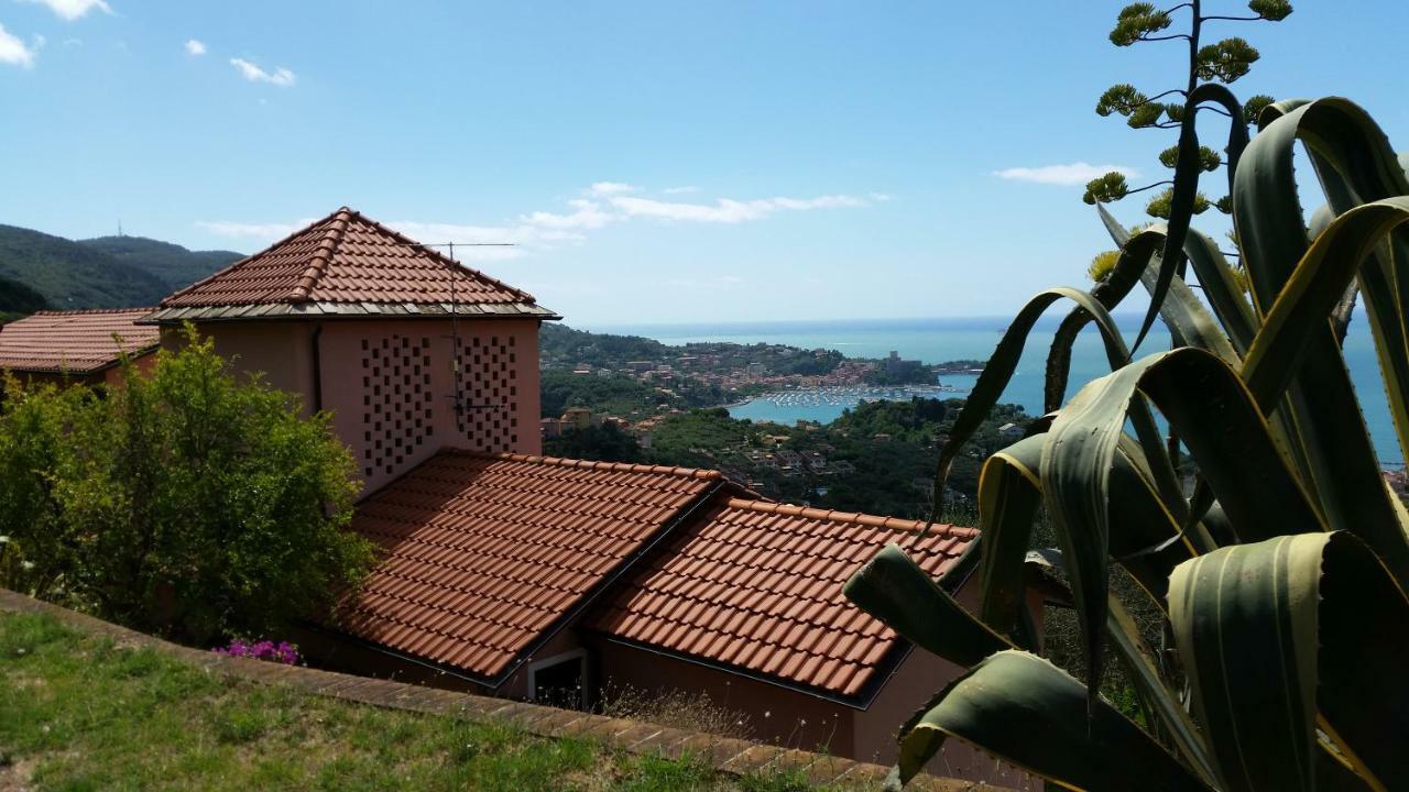 Agave Di Lerici Villa Exteriör bild